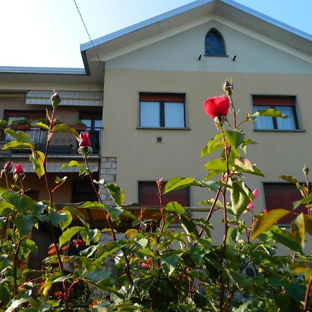 B&B Alla Prossima Gozzano ภายนอก รูปภาพ